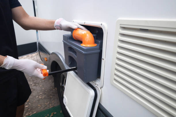 Portable Toilet Options We Offer in Ishpeming, MI