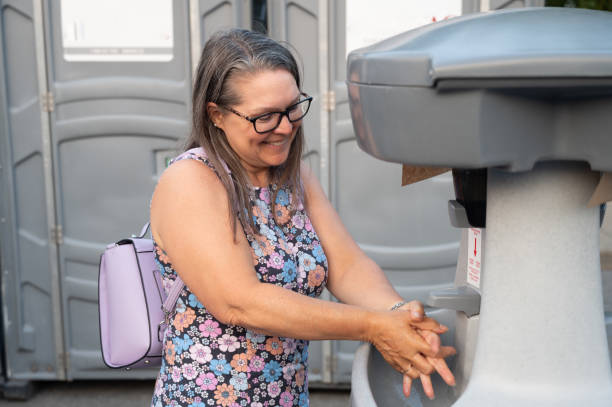 Best Porta potty rental near me  in Ishpeng, MI